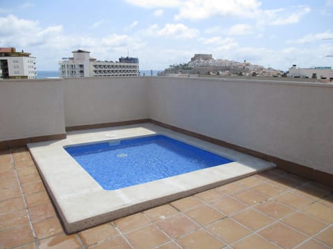 Pool view, Swimming pool