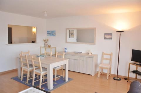 Bel appartement 2 chambres au centre-ville de PERROS-GUIREC - Ref 926 Apartment in Perros-Guirec