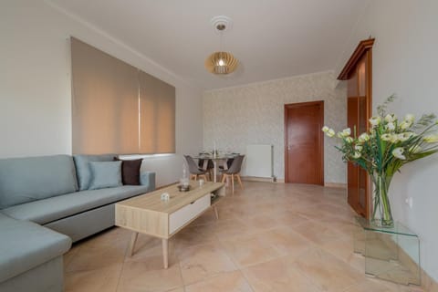 Venilia Apartments-1 Condo in Argassi