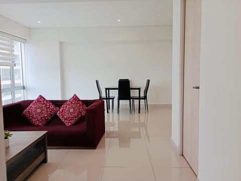 Romulo OFarril 2parking-3BR-2BA Apartment in Mexico City