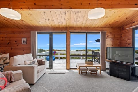 Oceanside Bach - Mount Maunganui Holiday Home Maison in Tauranga