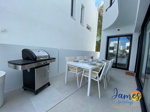 Luxurious Villa Private Pool La Marina Urb LM3 Apartment in Vega Baja del Segura