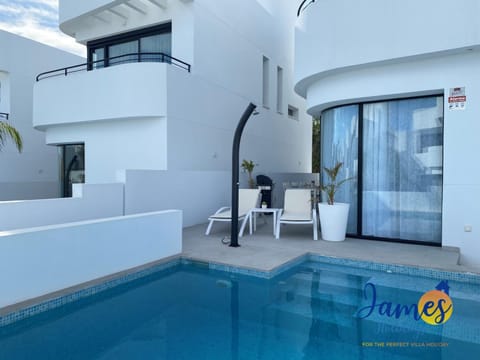 Luxurious Villa Private Pool La Marina Urb LM3 Apartment in Vega Baja del Segura