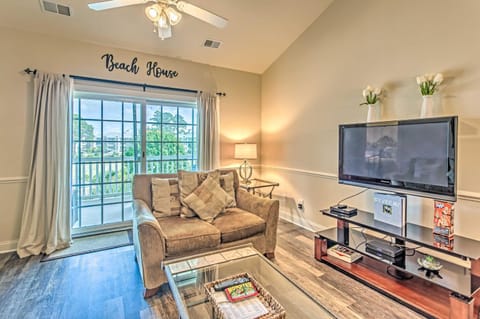 Magnolia Pointe Myrtle Beach Condo on Golf Course! Apartment in Myrtle Beach