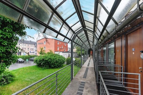 Facade/entrance, Garden