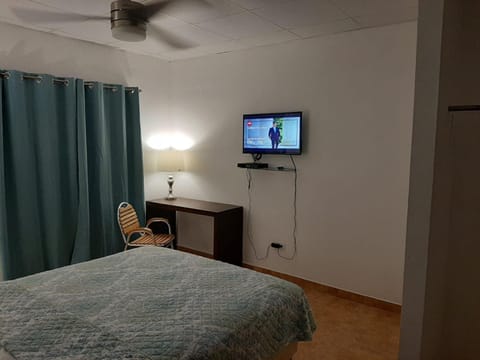 TV and multimedia, Bedroom, fireplace