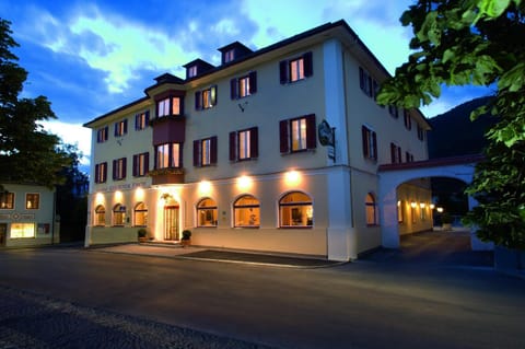 Facade/entrance, Facade/entrance