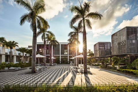 Property building, Sunrise