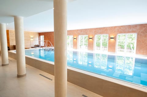 Spa and wellness centre/facilities, Swimming pool