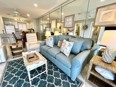 Bayview 82 condo Apartment in Orange Beach