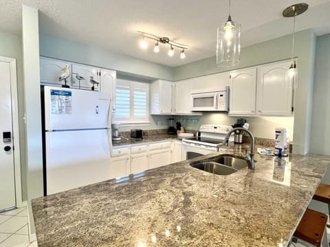 Bayview 82 condo Apartment in Orange Beach