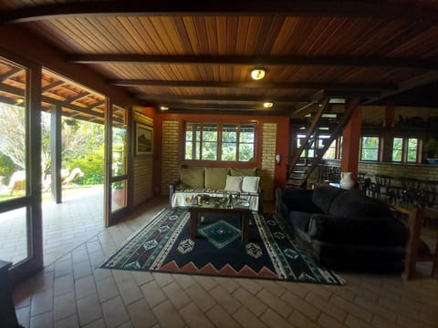 Patio, Living room