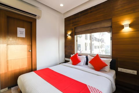 Collection O Hotel Kyra Hotel in Ahmedabad