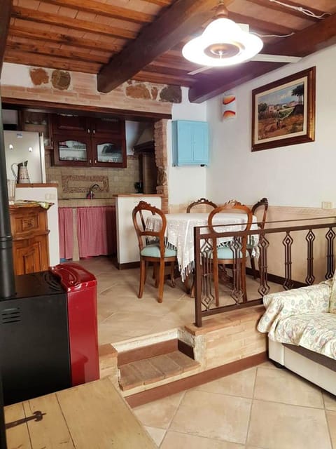 One bedroom appartement with furnished terrace and wifi at Talamone 4 km away from the beach Wohnung in Talamone