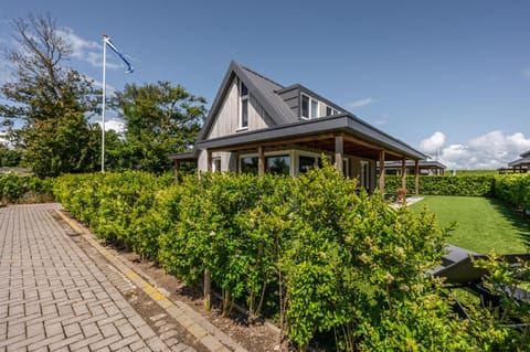 Casa Bos Schotsman Wellness Villa in Kamperland