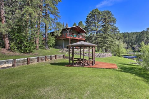 Tranquil Creekside Retreat with Deck on 30 Acres! House in Pennington County