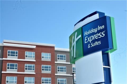 Holiday Inn Express & Suites - Edmonton SW – Windermere, an IHG Hotel Hotel in Edmonton