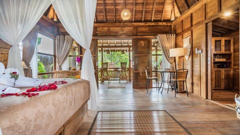 Kirani Joglo Villa Bali by Mahaputra Campingplatz /
Wohnmobil-Resort in Sukawati