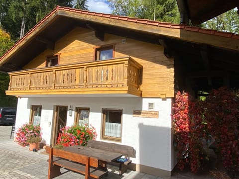 Haus Mayerbüchler - Chiemgau Karte Apartment in Berchtesgadener Land