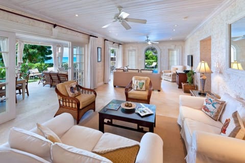 Westhaven by Blue Sky Luxury Chalet in Saint James