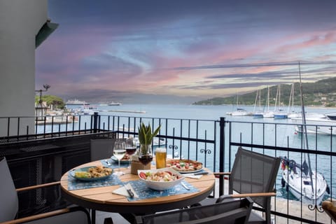 Balcony/Terrace, Sea view, Dinner, VIP