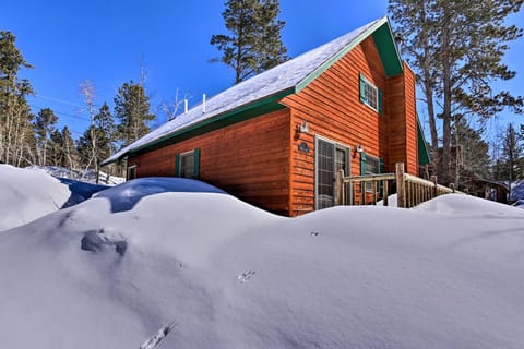 Black Hills Cabin Less Than 2 Miles to Terry Peak Mountain House in North Lawrence