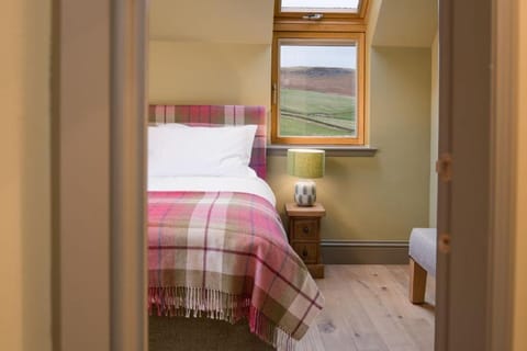 Property building, Bed, Natural landscape, View (from property/room), View (from property/room), Bedroom