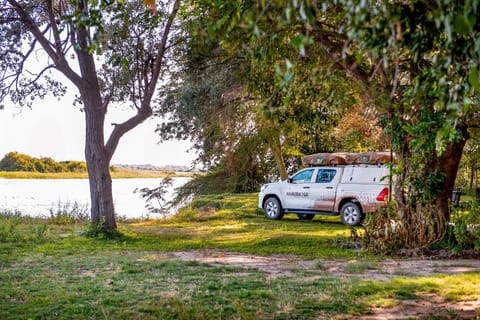 Zambezi Mubala Campsite Terrain de camping /
station de camping-car in Zambia