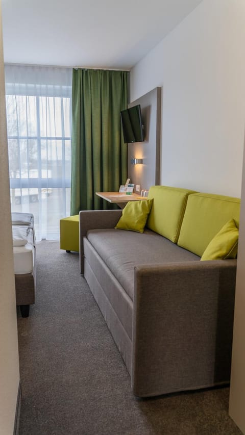 Staff, Photo of the whole room, Seating area