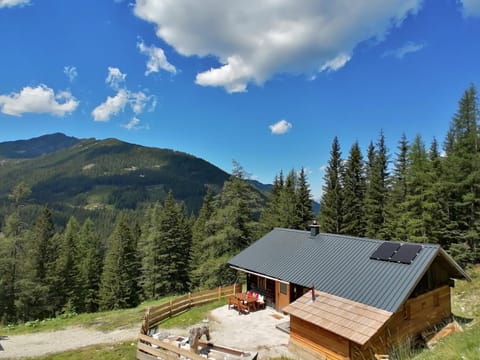 Balcony/Terrace, Hiking, Mountain view