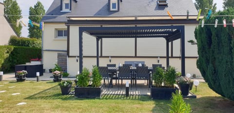 Patio, Garden, Garden view