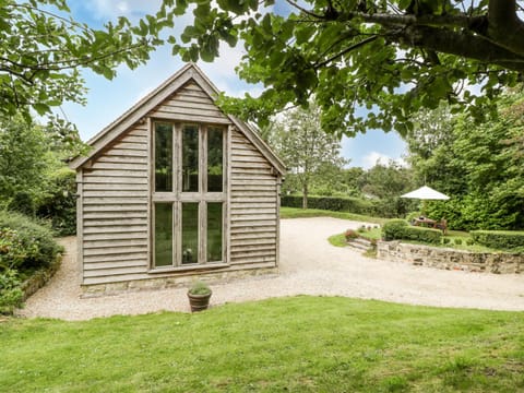 The Barn at Frog Pond Farm House in North Dorset District