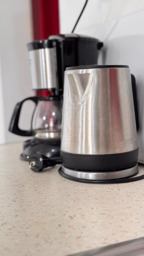 Coffee/tea facilities, Kitchen or kitchenette