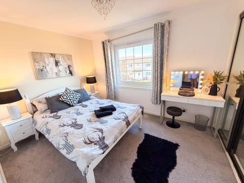 Inverness Holiday Retreat - 2 Bedroom Villa in Inverness