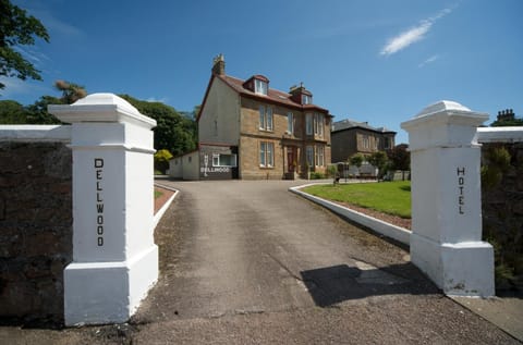 Facade/entrance, Street view