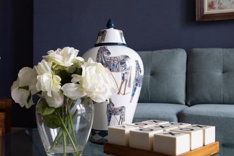 Living room, Decorative detail, Seating area