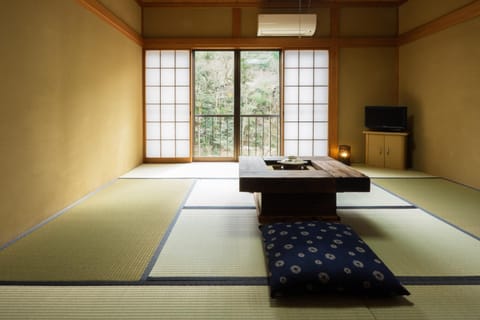 Oyado Yaokyu 1st Floor in 4 Story Building - Vacation STAY 6713 Bed and Breakfast in Saitama Prefecture