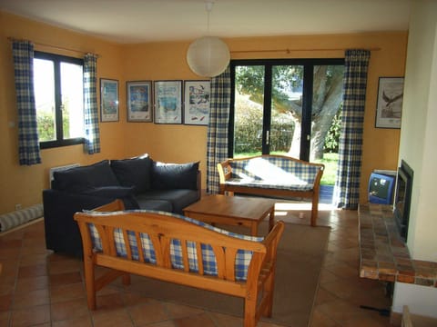 REF 034 Maison deux chambres pour cinq personnes proche Golfe du Morbihan LE MONTENO ARZON Villa in Arzon