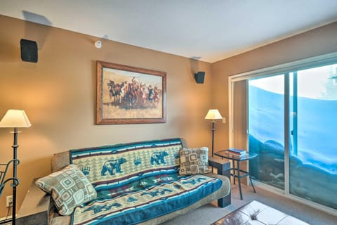 Charming Big Sky Ski Nook Less Than 1 Mile to Ski Resort! Apartment in Big Sky