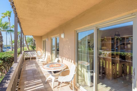 Patio, Balcony/Terrace