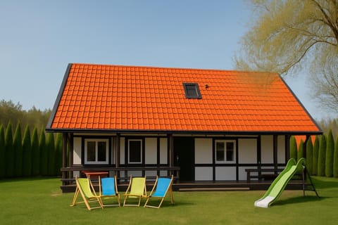 Kaszëbsko Nórcëk 8-10 osób 4 sypialnie jezioro las park linowy łowisko wędkarskie House in Pomeranian Voivodeship