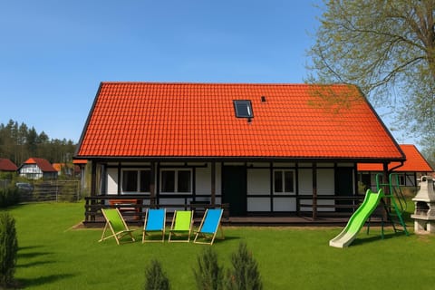 Property building, Natural landscape, Garden, Garden view, sunbed