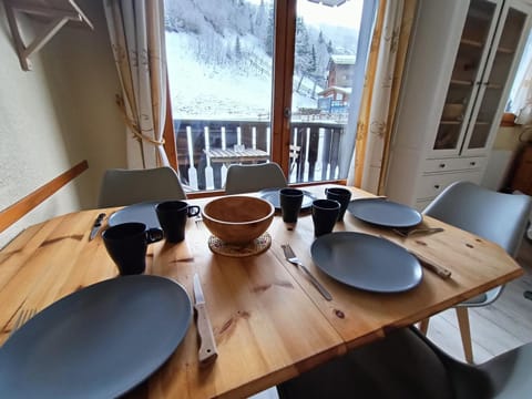 Nice & cozy apartment facing the gondola - LA BOULE DE NEIGE 112 Apartment in Les Contamines-Montjoie