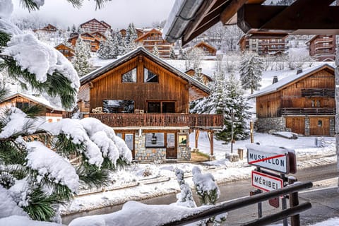 Chalet l'écureuil Chalet in Les Allues