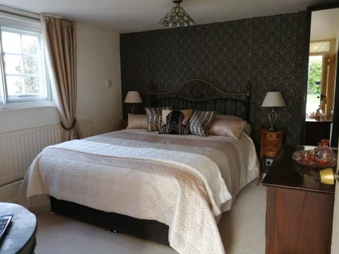 The Willows Bed and Breakfast in North Dorset District