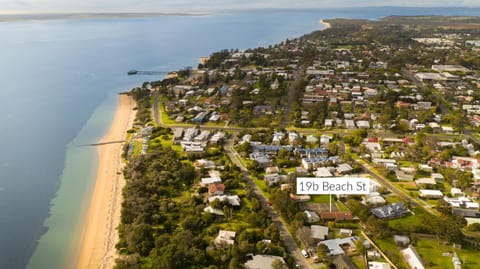 Nearby landmark, Neighbourhood, Natural landscape, Bird's eye view, Beach, Shopping Area