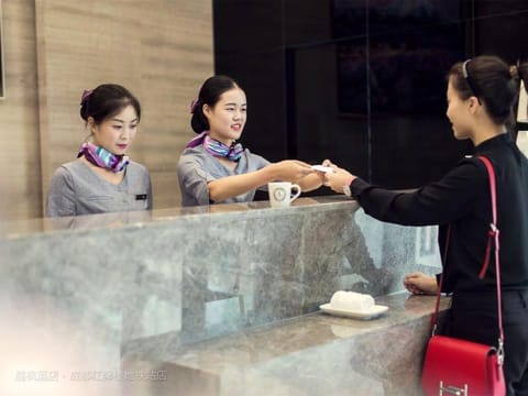 Lavande Hotels·Chengdu Hongpailou Metro Station Hotel in Chengdu