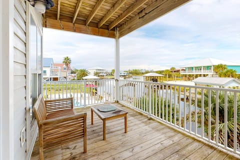 Summer Breeze West by Meyer Vacation Rentals House in West Beach