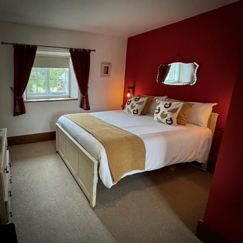 Home Farm Bed & Breakfast Bed and Breakfast in Aylesbury Vale