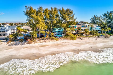 Serenity By The Sea - Beach House House in Sunset Beach